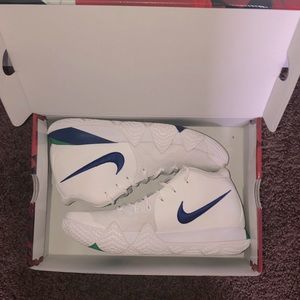 Nike Kyrie 4